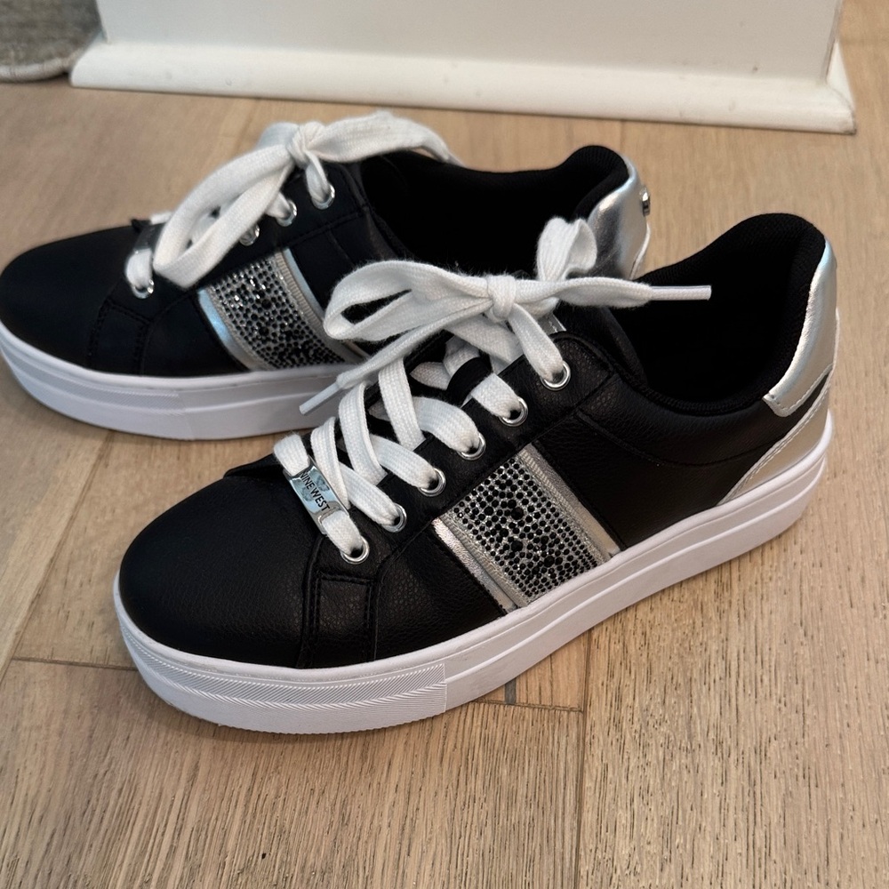 Nine West Black and Silver Casual Sneakers